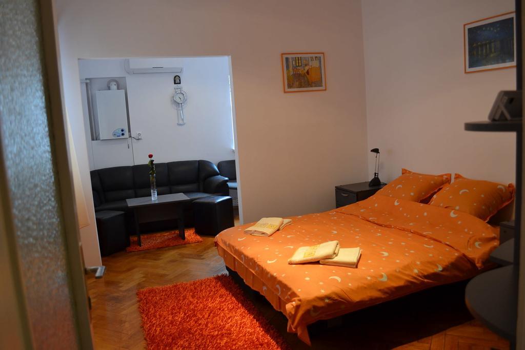 Victoria Studio Bucharest Room photo